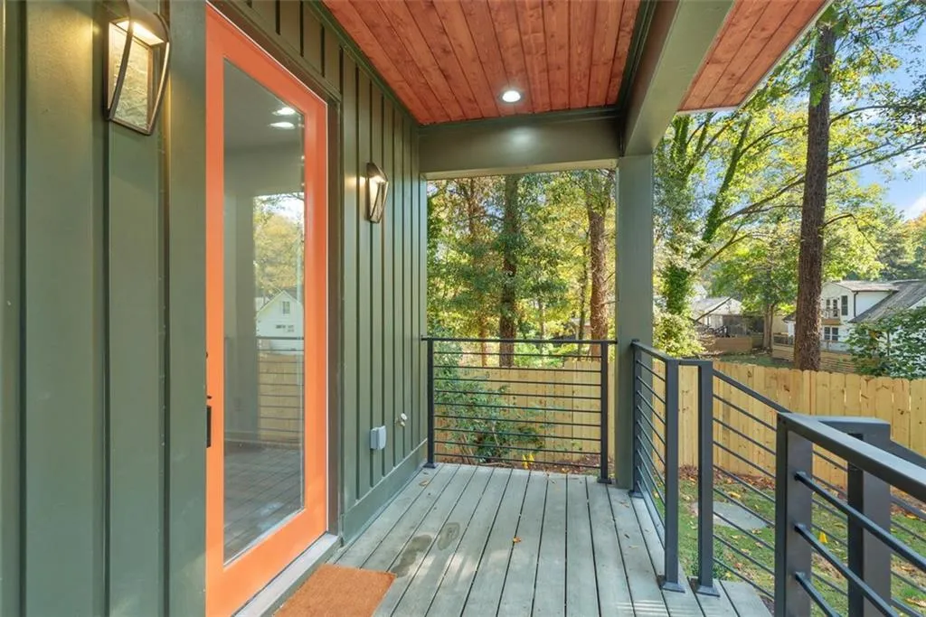 1695 North Avenue Nw, Atlanta, Georgia 30318, 4 Bedrooms Bedrooms, ,3 BathroomsBathrooms,Residential,For Sale,1695 North Avenue Nw,7480294