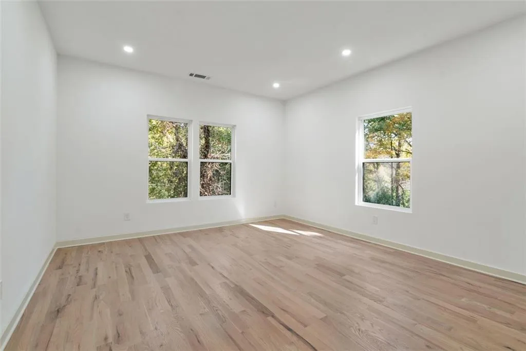 1695 North Avenue Nw, Atlanta, Georgia 30318, 4 Bedrooms Bedrooms, ,3 BathroomsBathrooms,Residential,For Sale,1695 North Avenue Nw,7480294