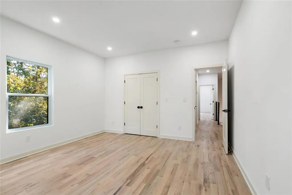 1695 North Avenue Nw, Atlanta, Georgia 30318, 4 Bedrooms Bedrooms, ,3 BathroomsBathrooms,Residential,For Sale,1695 North Avenue Nw,7480294