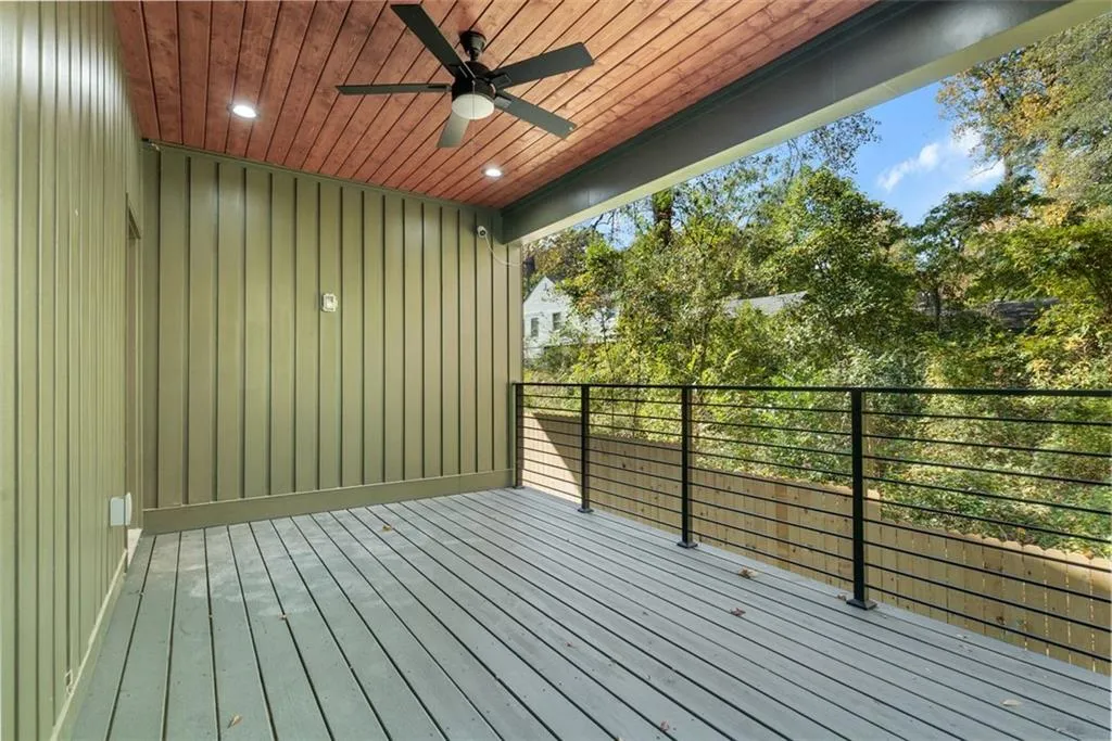 1695 North Avenue Nw, Atlanta, Georgia 30318, 4 Bedrooms Bedrooms, ,3 BathroomsBathrooms,Residential,For Sale,1695 North Avenue Nw,7480294