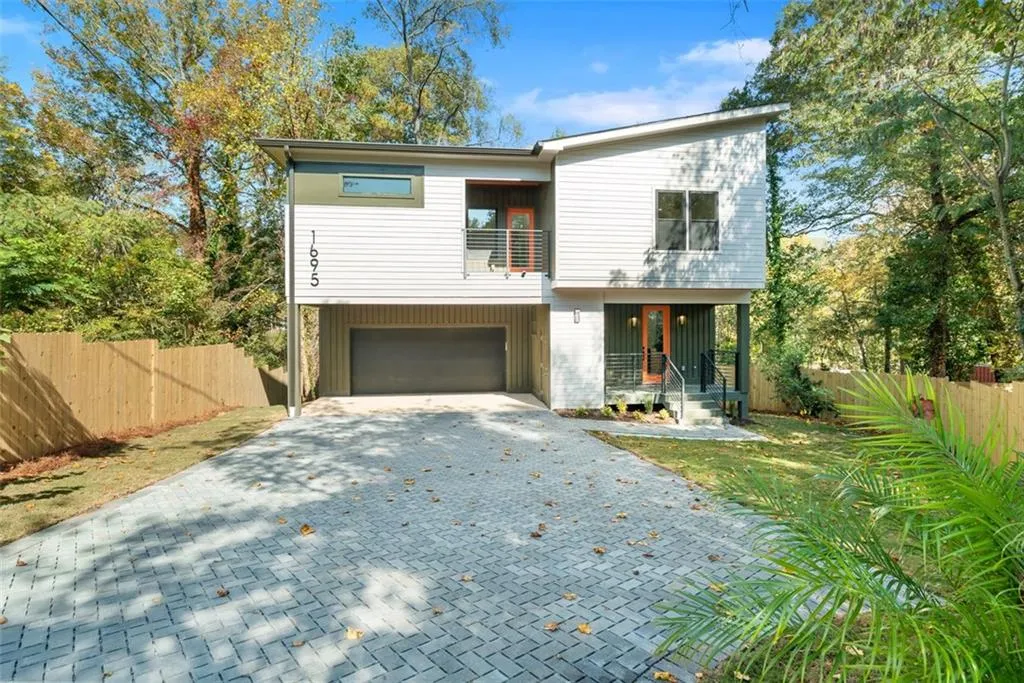 1695 North Avenue Nw, Atlanta, Georgia 30318, 4 Bedrooms Bedrooms, ,3 BathroomsBathrooms,Residential,For Sale,1695 North Avenue Nw,7480294