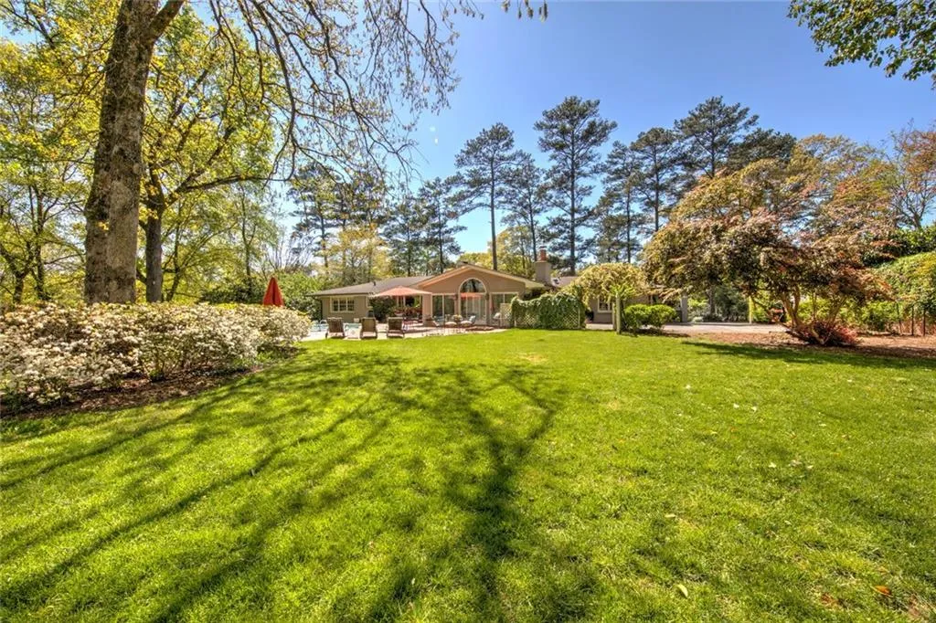 2731 Ridgewood Road Nw, Atlanta, Georgia 30327, 4 Bedrooms Bedrooms, ,3 BathroomsBathrooms,Residential,Sold,2731 Ridgewood Road Nw,5952646