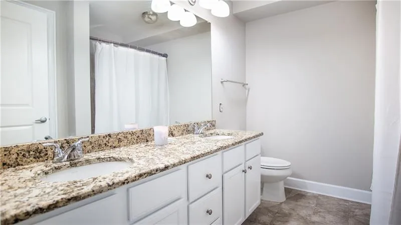 200 River Vista Drive Unit 118, Atlanta, Georgia 30339, 2 Bedrooms Bedrooms, ,2 BathroomsBathrooms,Residential,Sold,200 River Vista Drive Unit 118,6645860