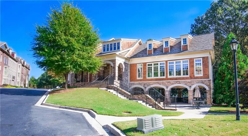 200 River Vista Drive Unit 118, Atlanta, Georgia 30339, 2 Bedrooms Bedrooms, ,2 BathroomsBathrooms,Residential,Sold,200 River Vista Drive Unit 118,6645860