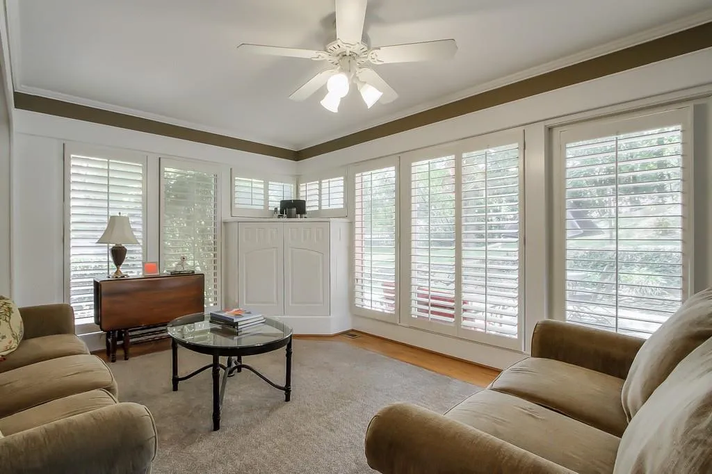 42 Pine Lake Drive, Sandy Springs, Georgia 30327, 4 Bedrooms Bedrooms, ,3 BathroomsBathrooms,Residential,Sold,42 Pine Lake Drive,7038615