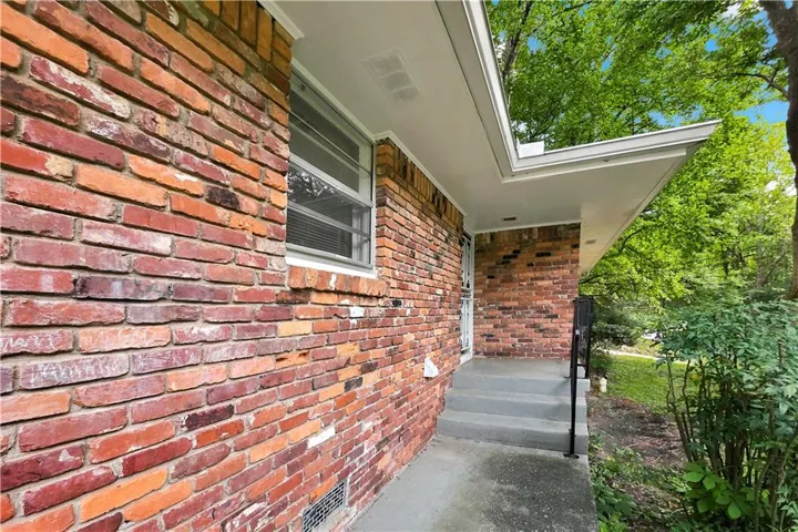 2798 Dearwood Drive Sw, Atlanta, Georgia 30315