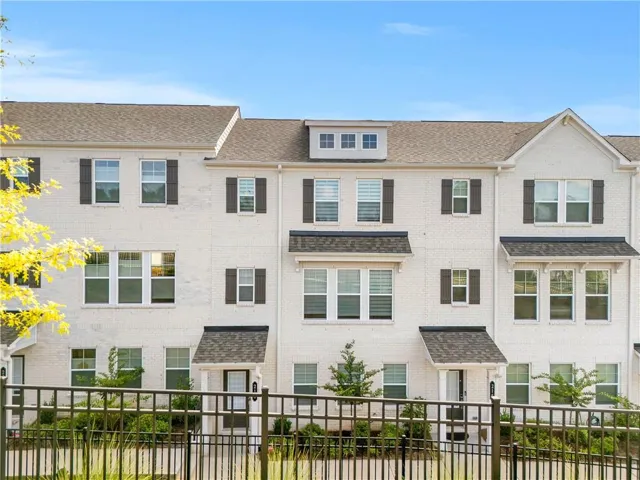 218 Maycrest Path, Tucker, Georgia 30084