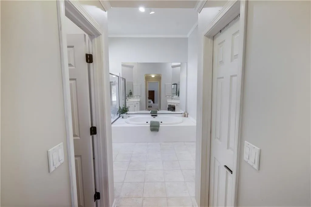 Two walk-in closets (left and right)
