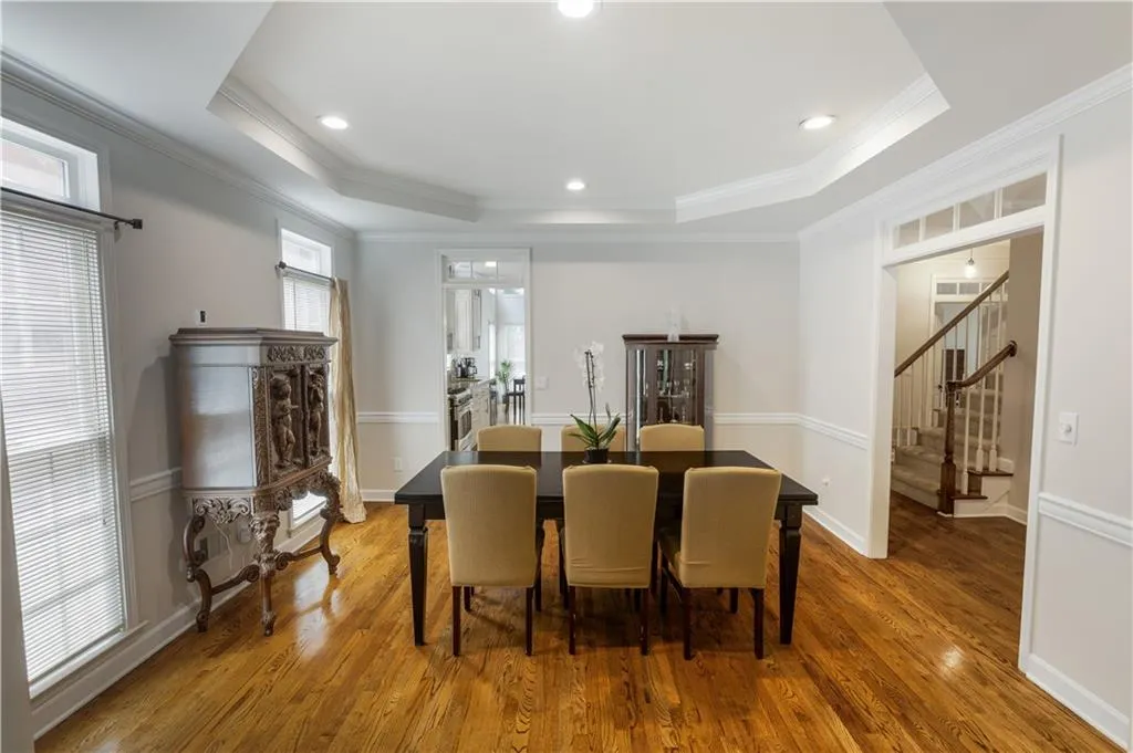 5710 Cameron Hall Place, Sandy Springs, Georgia 30328, 5 Bedrooms Bedrooms, ,3 BathroomsBathrooms,Residential,For Sale,5710 Cameron Hall Place,7626920