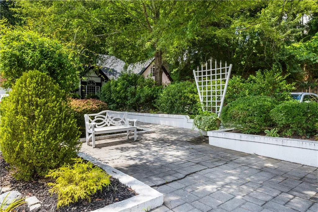 Community Courtyard