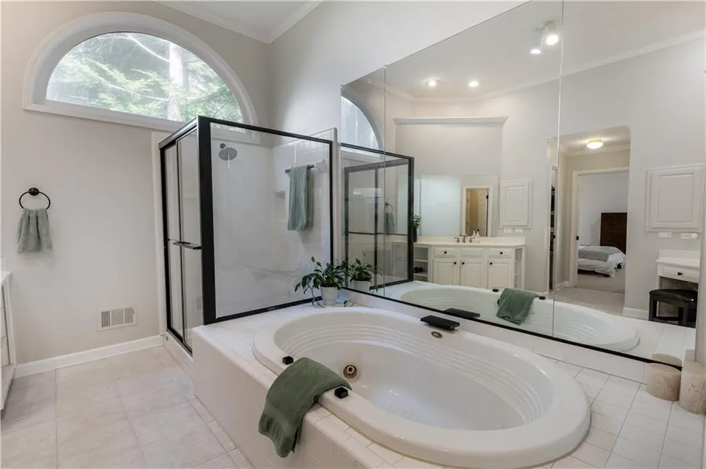 5710 Cameron Hall Place, Sandy Springs, Georgia 30328, 5 Bedrooms Bedrooms, ,3 BathroomsBathrooms,Residential,For Sale,5710 Cameron Hall Place,7626920
