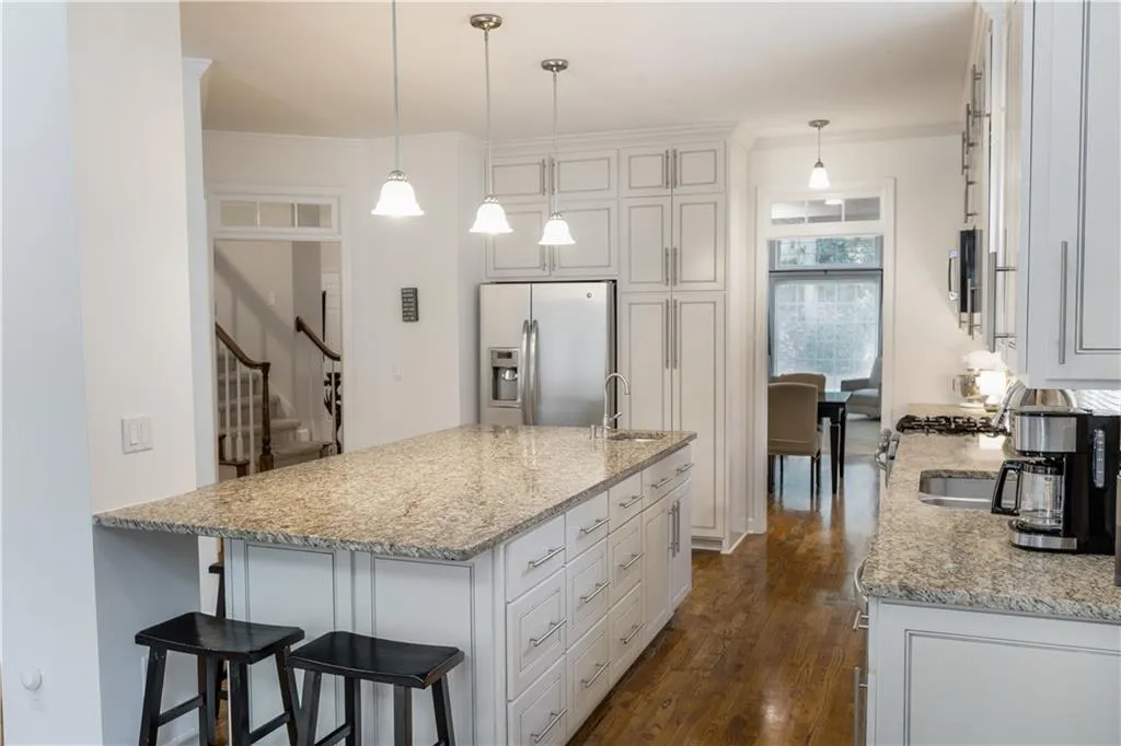5710 Cameron Hall Place, Sandy Springs, Georgia 30328, 5 Bedrooms Bedrooms, ,3 BathroomsBathrooms,Residential,For Sale,5710 Cameron Hall Place,7626920