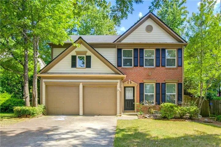 395 Cadeleigh Court, Johns Creek, Georgia 30005