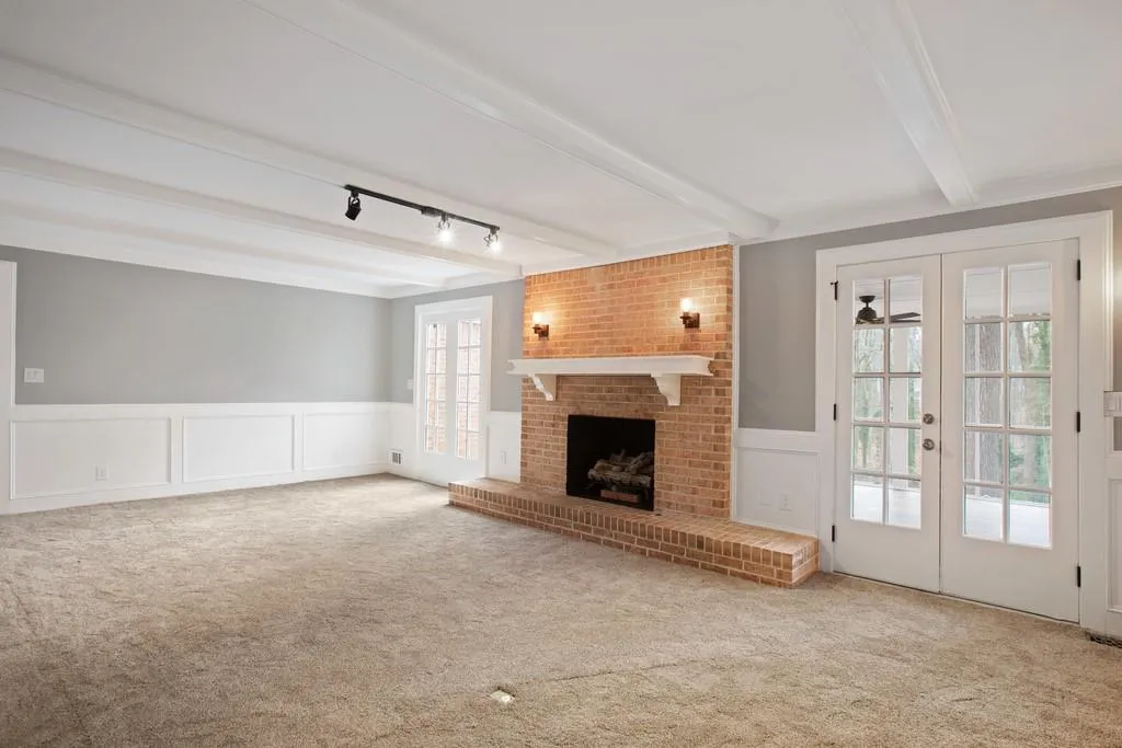 525 Valley Hall Drive, Sandy Springs, Georgia 30350, 7 Bedrooms Bedrooms, ,5 BathroomsBathrooms,Residential,Sold,525 Valley Hall Drive,6671431
