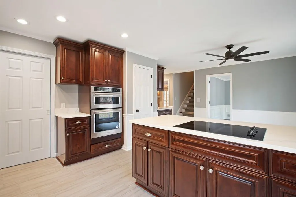 525 Valley Hall Drive, Sandy Springs, Georgia 30350, 7 Bedrooms Bedrooms, ,5 BathroomsBathrooms,Residential,Sold,525 Valley Hall Drive,6671431