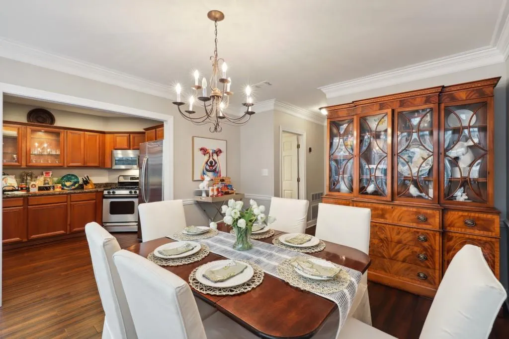 28 Mount Vernon Circle, Atlanta, Georgia 30338, 3 Bedrooms Bedrooms, ,2 BathroomsBathrooms,Residential,Sold,28 Mount Vernon Circle,7111675