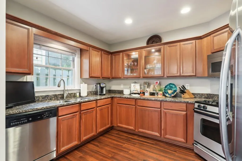 28 Mount Vernon Circle, Atlanta, Georgia 30338, 3 Bedrooms Bedrooms, ,2 BathroomsBathrooms,Residential,Sold,28 Mount Vernon Circle,7111675