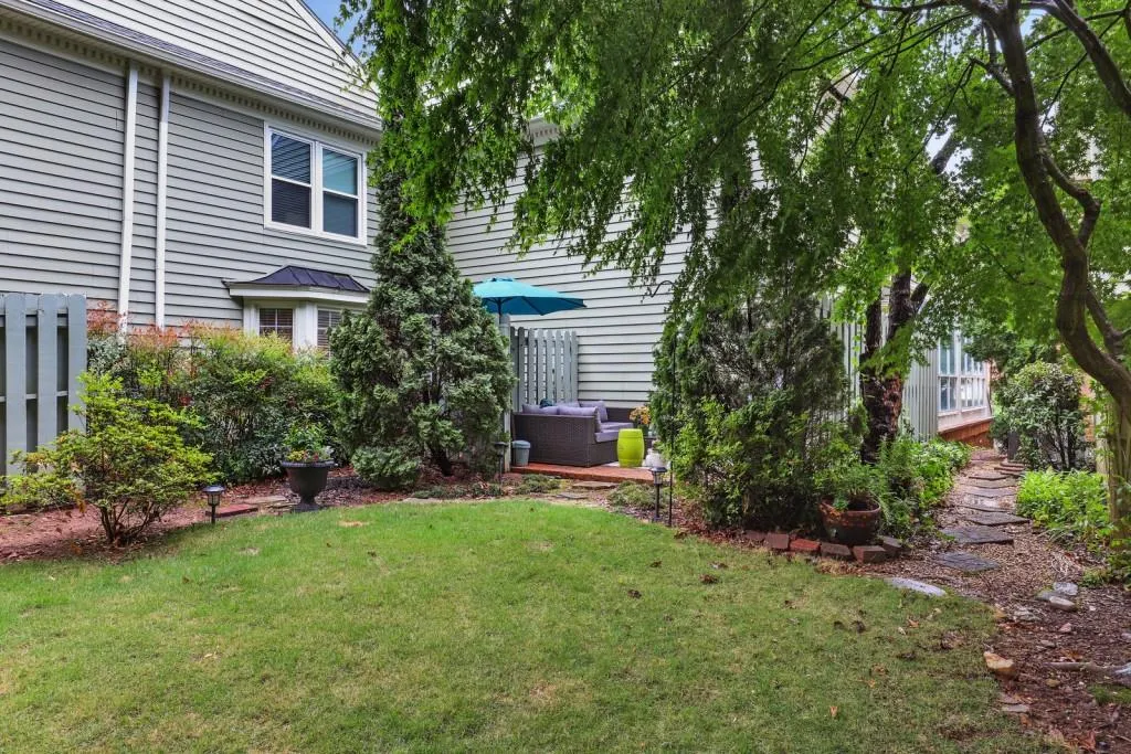 28 Mount Vernon Circle, Atlanta, Georgia 30338, 3 Bedrooms Bedrooms, ,2 BathroomsBathrooms,Residential,Sold,28 Mount Vernon Circle,7111675