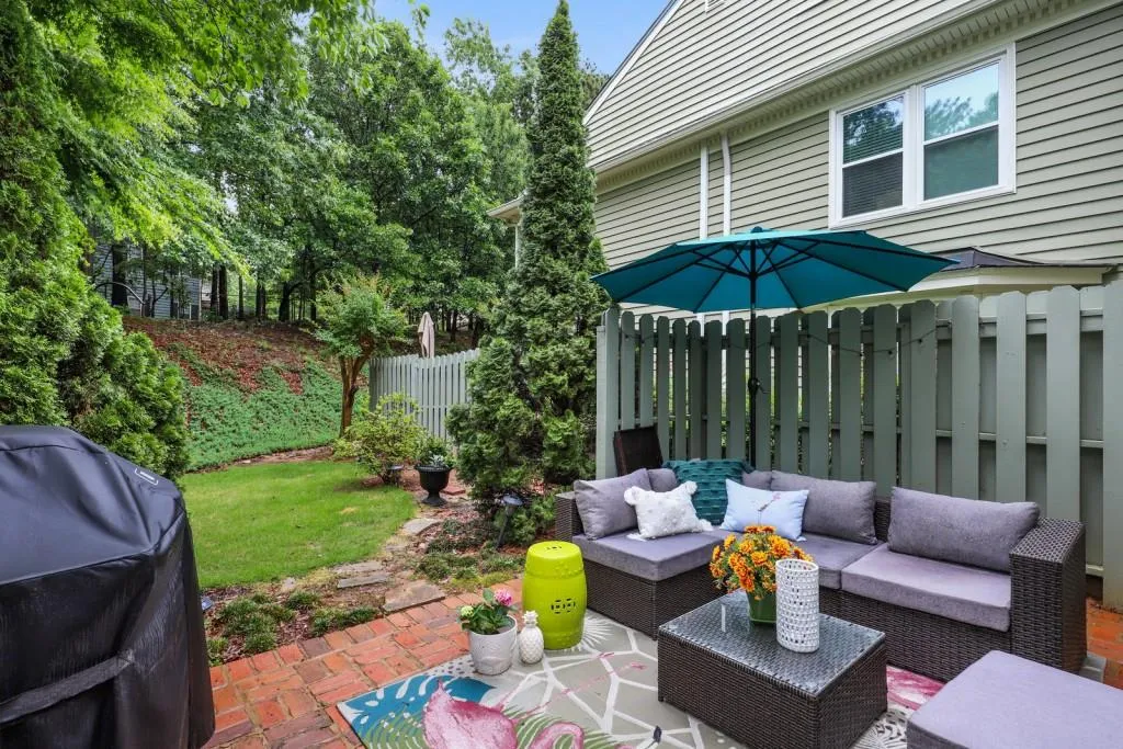 28 Mount Vernon Circle, Atlanta, Georgia 30338, 3 Bedrooms Bedrooms, ,2 BathroomsBathrooms,Residential,Sold,28 Mount Vernon Circle,7111675