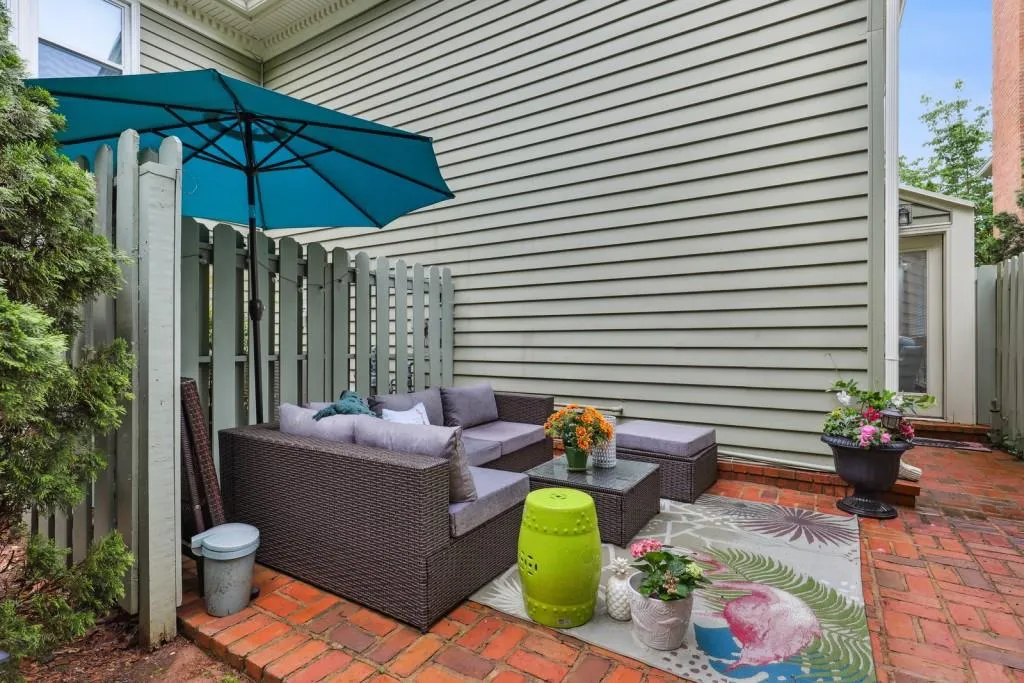 28 Mount Vernon Circle, Atlanta, Georgia 30338, 3 Bedrooms Bedrooms, ,2 BathroomsBathrooms,Residential,Sold,28 Mount Vernon Circle,7111675