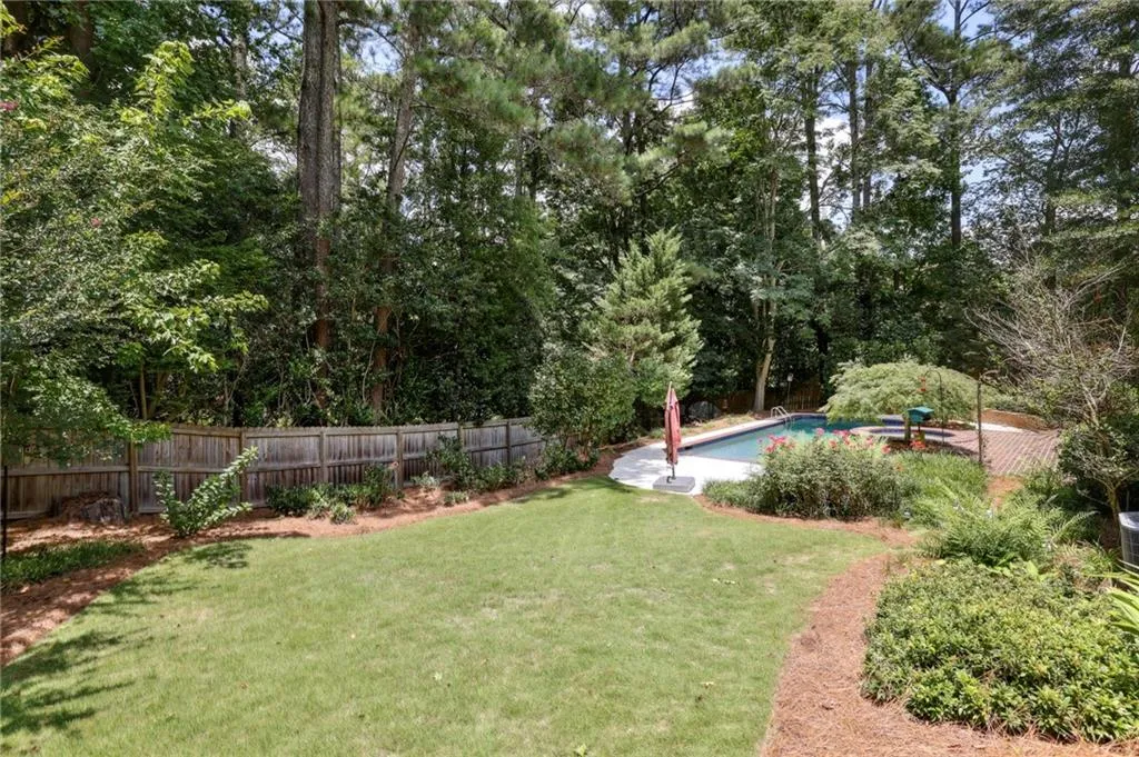 7620 Brigham Drive, Sandy Springs, Georgia 30350, 6 Bedrooms Bedrooms, ,5 BathroomsBathrooms,Residential,Sold,7620 Brigham Drive,7243109