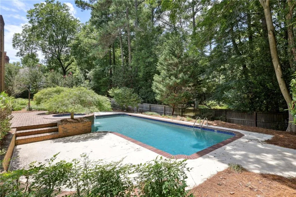 7620 Brigham Drive, Sandy Springs, Georgia 30350, 6 Bedrooms Bedrooms, ,5 BathroomsBathrooms,Residential,Sold,7620 Brigham Drive,7243109
