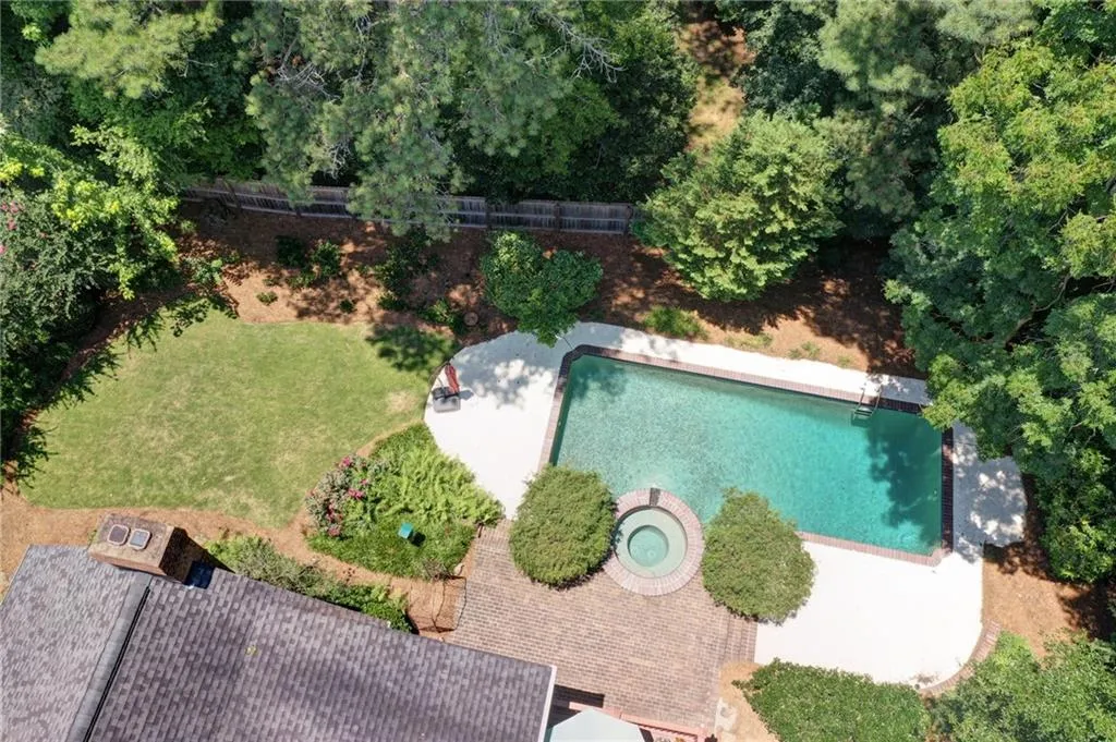7620 Brigham Drive, Sandy Springs, Georgia 30350, 6 Bedrooms Bedrooms, ,5 BathroomsBathrooms,Residential,Sold,7620 Brigham Drive,7243109