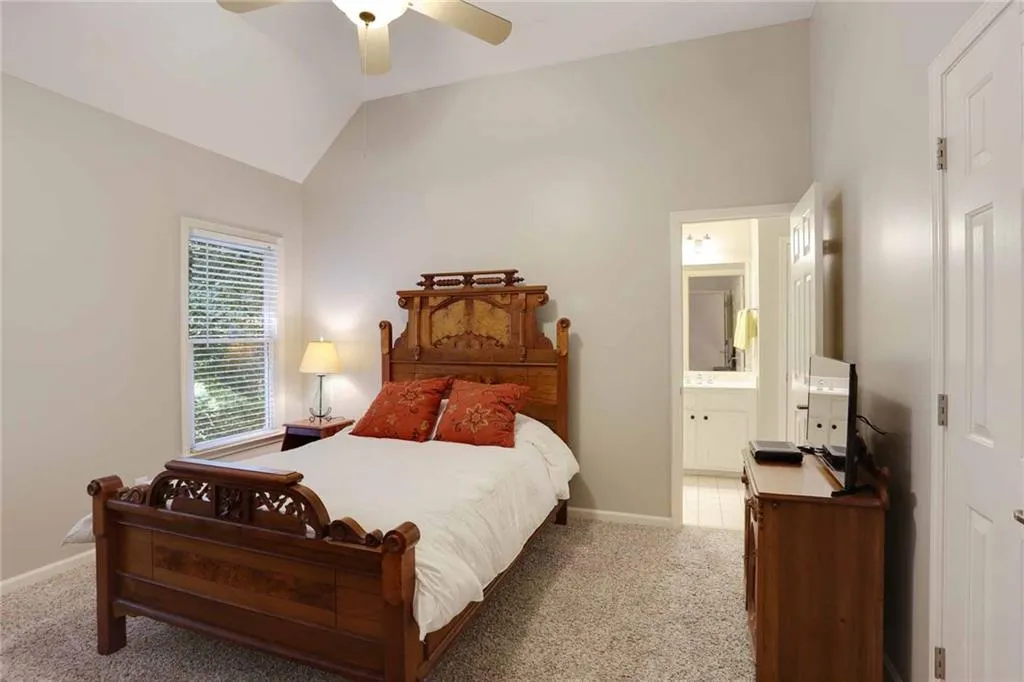 107 Glentown Way, Atlanta, Georgia 30328, 4 Bedrooms Bedrooms, ,3 BathroomsBathrooms,Residential,Sold,107 Glentown Way,6612695