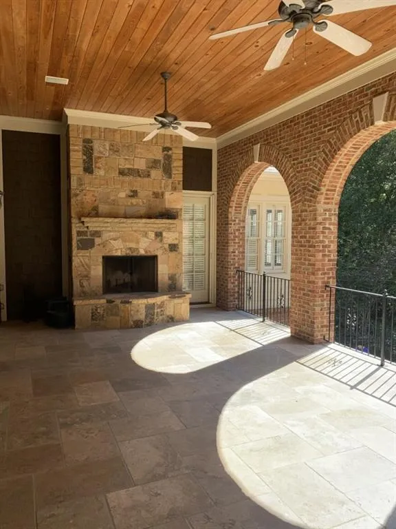 4915 Spruce Bluff Drive, Sandy Springs, Georgia 30350, 7 Bedrooms Bedrooms, ,5 BathroomsBathrooms,Residential,Sold,4915 Spruce Bluff Drive,6784869