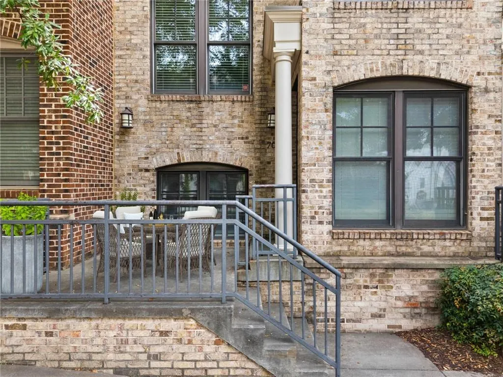 702 Cosmopolitan Drive Ne, Atlanta, Georgia 30324, 3 Bedrooms Bedrooms, ,3 BathroomsBathrooms,Residential,For Sale,702 Cosmopolitan Drive Ne,7656571