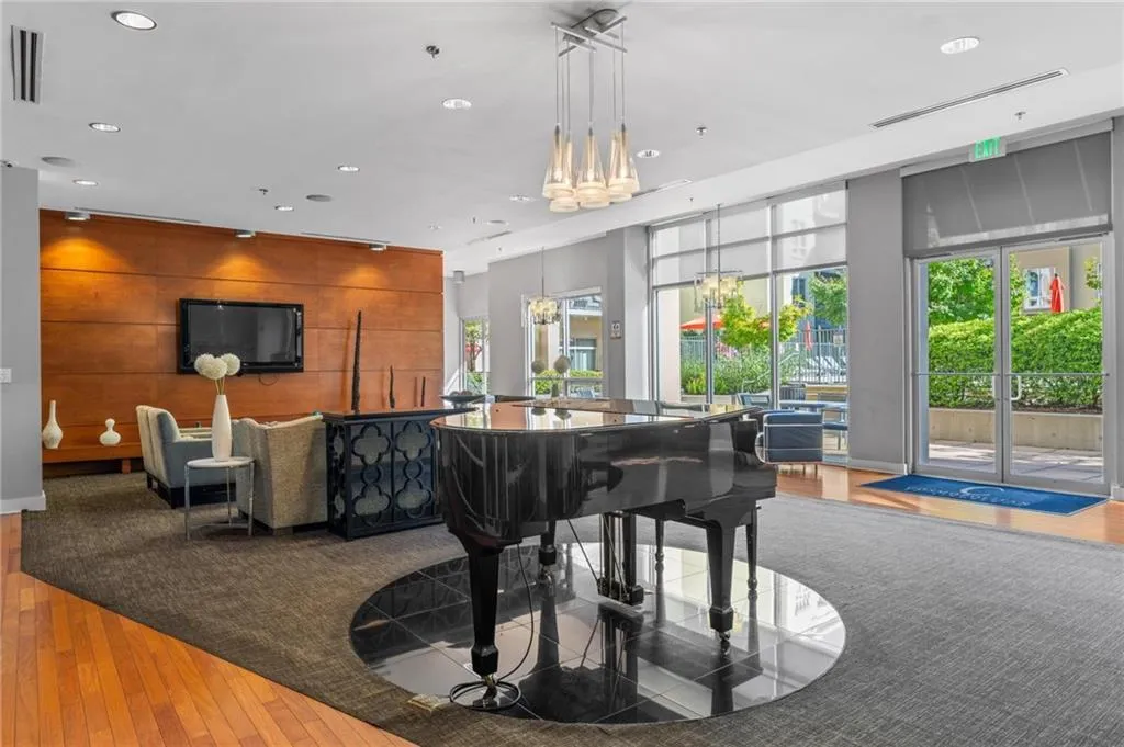 702 Cosmopolitan Drive Ne, Atlanta, Georgia 30324, 3 Bedrooms Bedrooms, ,3 BathroomsBathrooms,Residential,For Sale,702 Cosmopolitan Drive Ne,7656571