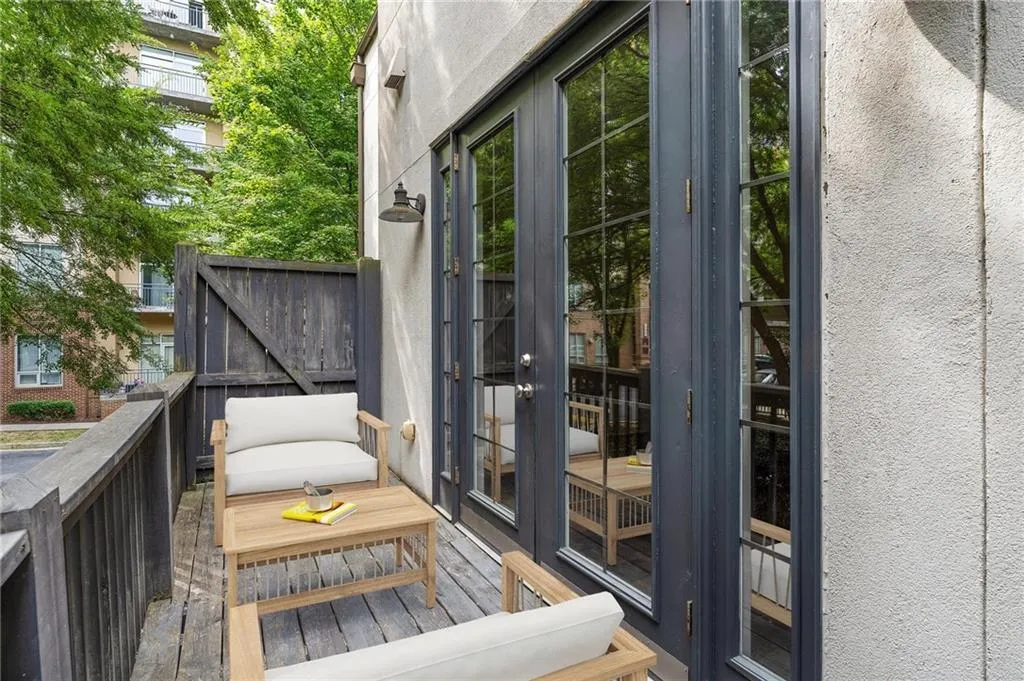 702 Cosmopolitan Drive Ne, Atlanta, Georgia 30324, 3 Bedrooms Bedrooms, ,3 BathroomsBathrooms,Residential,For Sale,702 Cosmopolitan Drive Ne,7656571