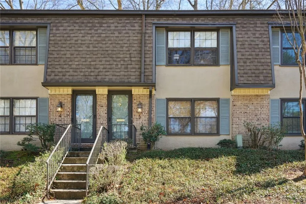 5 Arpege Way NW, Atlanta, Georgia 30327, 2 Bedrooms Bedrooms, ,2 BathroomsBathrooms,Residential,Sold,5 Arpege Way NW,7350742
