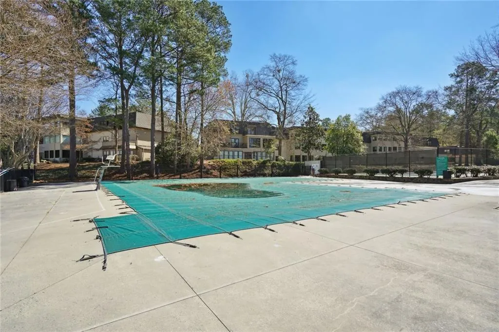 5 Arpege Way NW, Atlanta, Georgia 30327, 2 Bedrooms Bedrooms, ,2 BathroomsBathrooms,Residential,Sold,5 Arpege Way NW,7350742