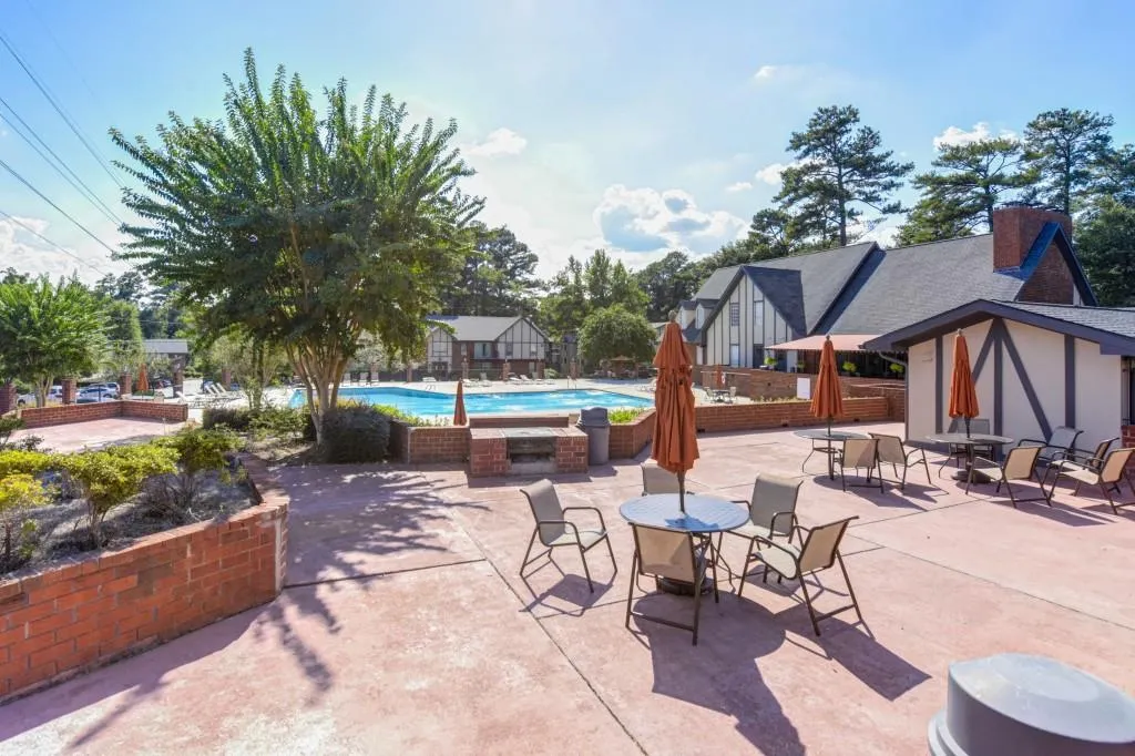 6851 Roswell Road Unit G10, Sandy Springs, Georgia 30328, 1 Bedroom Bedrooms, ,1 BathroomBathrooms,Residential,Sold,6851 Roswell Road Unit G10,6074769