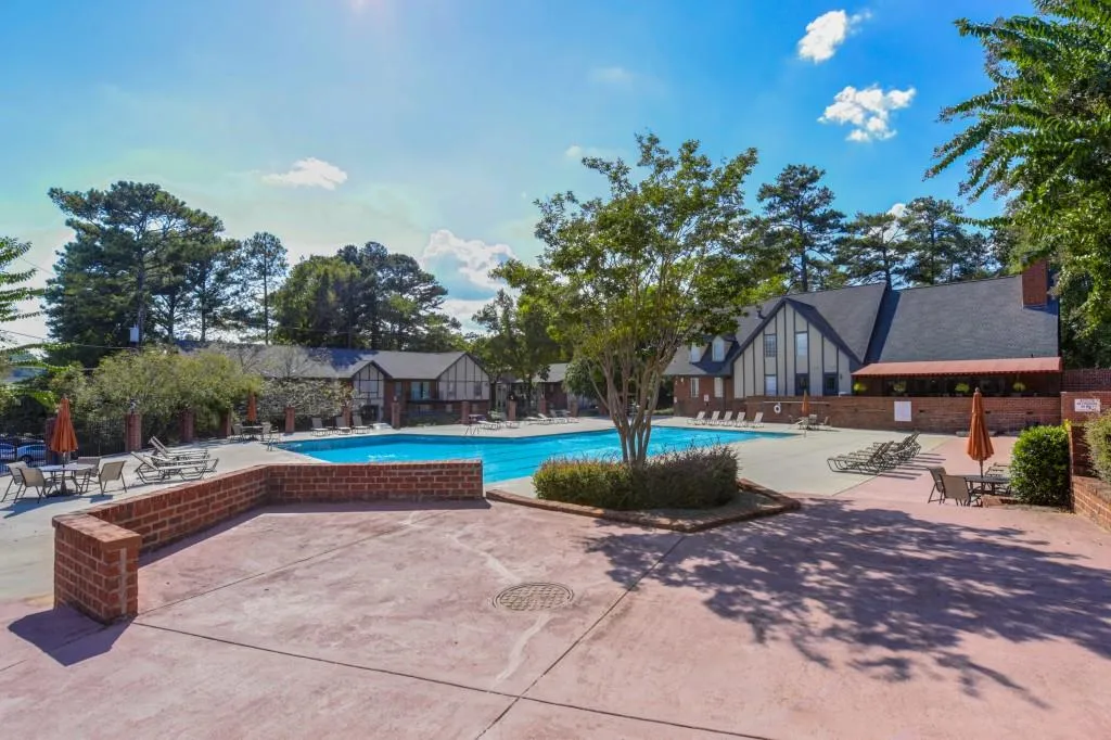 6851 Roswell Road Unit G10, Sandy Springs, Georgia 30328, 1 Bedroom Bedrooms, ,1 BathroomBathrooms,Residential,Sold,6851 Roswell Road Unit G10,6074769