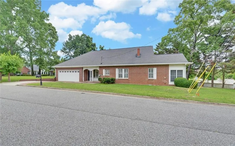 1261 Enota Avenue Ne, Gainesville, Georgia 30501