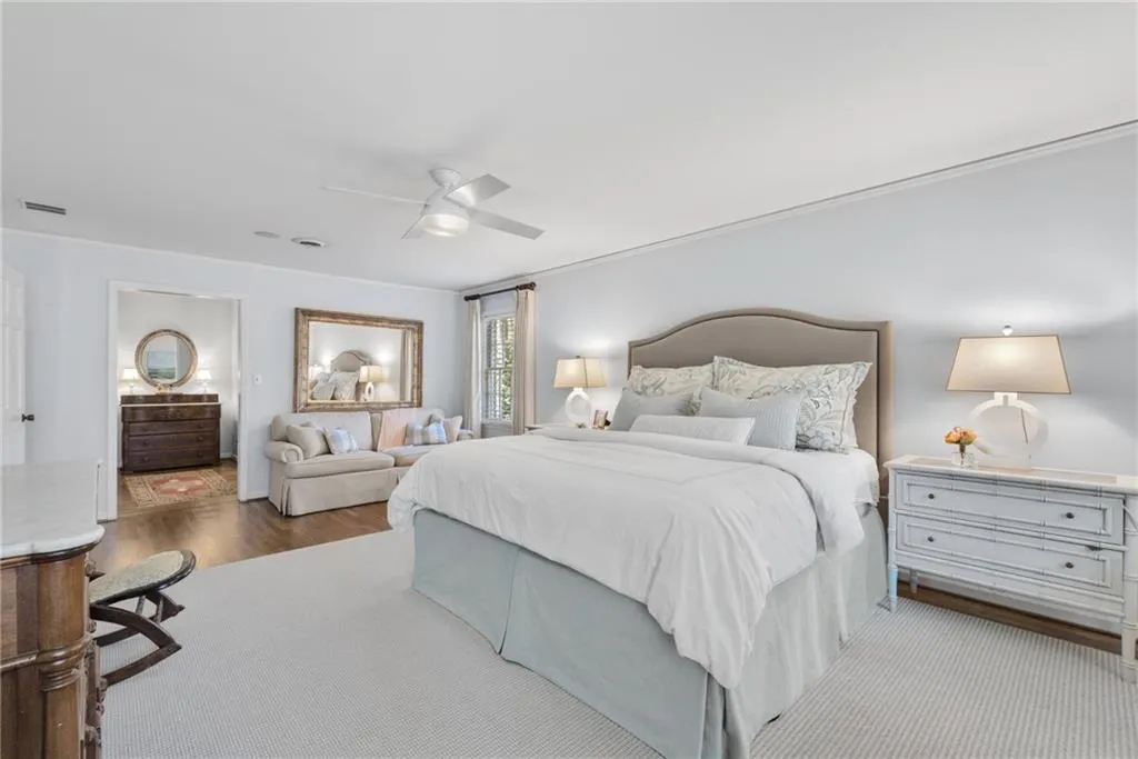 925 Riverside Trace, Atlanta, Georgia 30328, 5 Bedrooms Bedrooms, ,3 BathroomsBathrooms,Residential,Sold,925 Riverside Trace,7185236