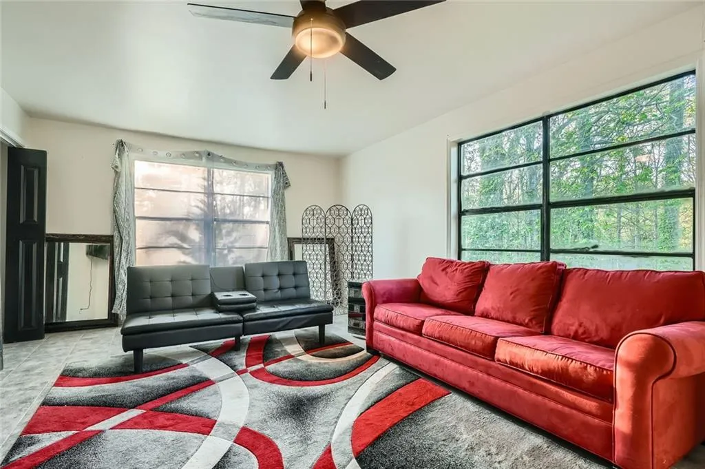 2875 Oldknow Drive Nw, Atlanta, Georgia 30318, 4 Bedrooms Bedrooms, ,2 BathroomsBathrooms,Residential,For Sale,2875 Oldknow Drive Nw,7551599