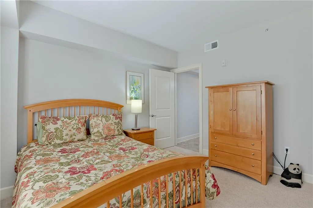 200 River Vista Drive Unit 101, Atlanta, Georgia 30339, 2 Bedrooms Bedrooms, ,2 BathroomsBathrooms,Residential,Sold,200 River Vista Drive Unit 101,6644418