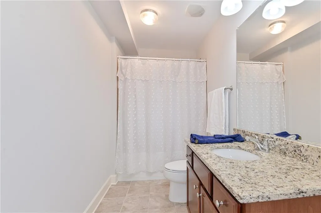 200 River Vista Drive Unit 101, Atlanta, Georgia 30339, 2 Bedrooms Bedrooms, ,2 BathroomsBathrooms,Residential,Sold,200 River Vista Drive Unit 101,6644418