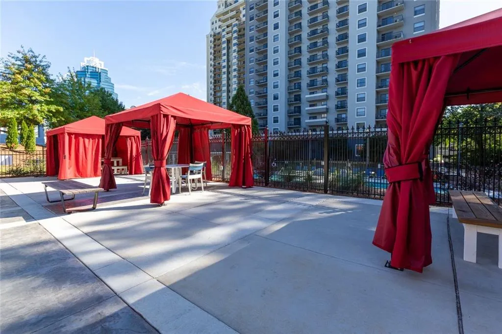 795 Hammond Drive Unit 707, Atlanta, Georgia 30328, 2 Bedrooms Bedrooms, ,2 BathroomsBathrooms,Residential,Sold,795 Hammond Drive Unit 707,6799032