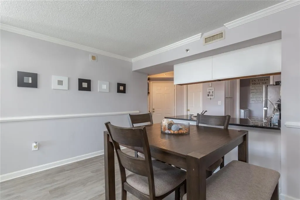 795 Hammond Drive Unit 707, Atlanta, Georgia 30328, 2 Bedrooms Bedrooms, ,2 BathroomsBathrooms,Residential,Sold,795 Hammond Drive Unit 707,6799032