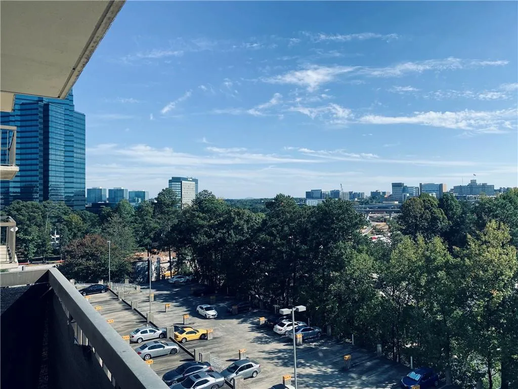 795 Hammond Drive Unit 707, Atlanta, Georgia 30328, 2 Bedrooms Bedrooms, ,2 BathroomsBathrooms,Residential,Sold,795 Hammond Drive Unit 707,6799032