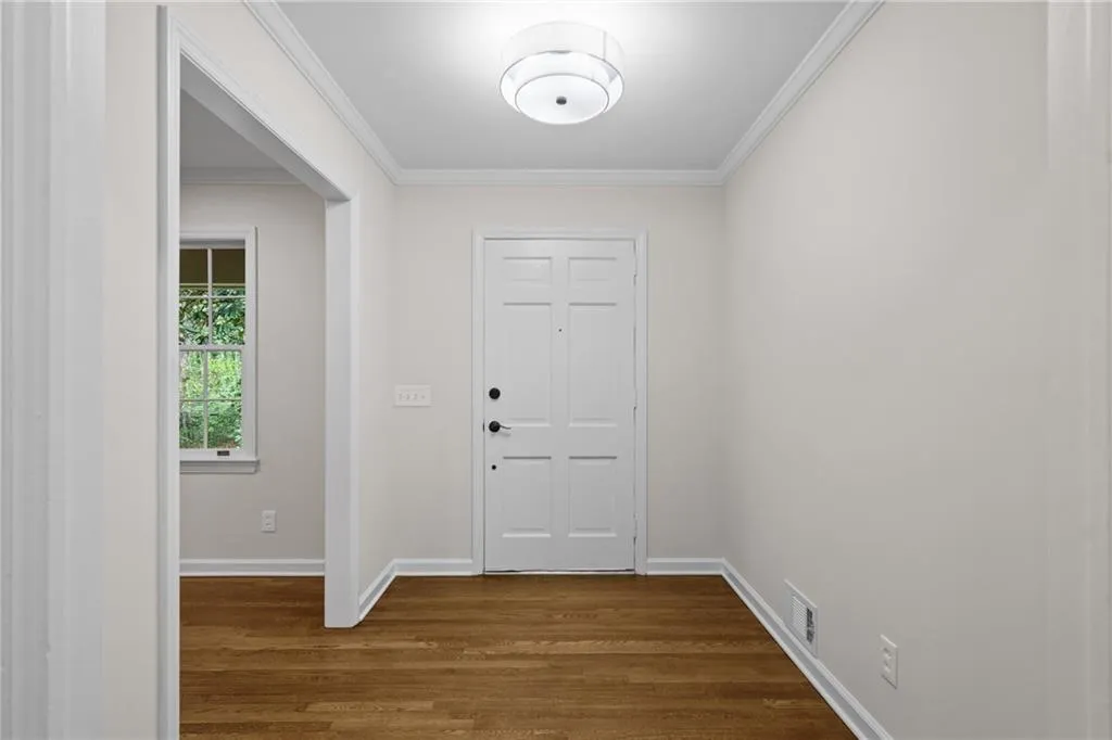 Entry foyer makes a great first impression