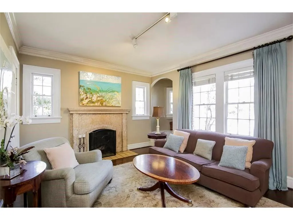 245 Peachtree Way Ne, Atlanta, Georgia 30305, 4 Bedrooms Bedrooms, ,2 BathroomsBathrooms,Residential,Sold,245 Peachtree Way Ne,5674535