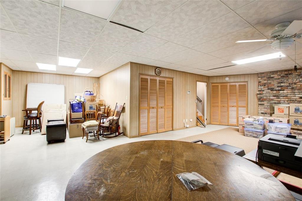 450 Heritage Way, Sandy Springs, Georgia 30328, 3 Bedrooms Bedrooms, ,2 BathroomsBathrooms,Residential,Sold,450 Heritage Way,7270604