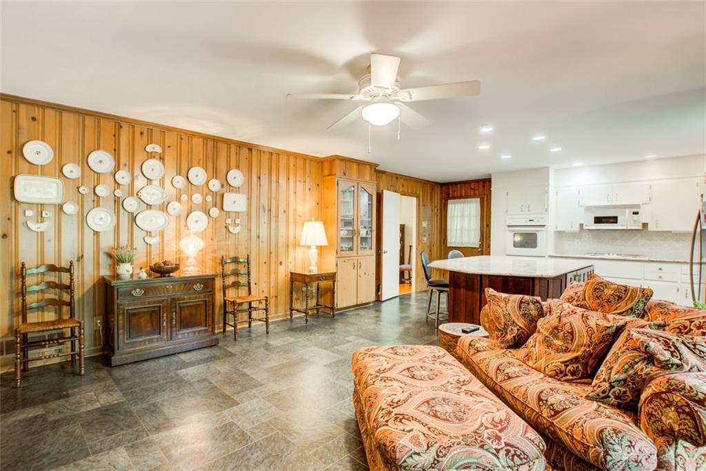 450 Heritage Way, Sandy Springs, Georgia 30328, 3 Bedrooms Bedrooms, ,2 BathroomsBathrooms,Residential,Sold,450 Heritage Way,7270604