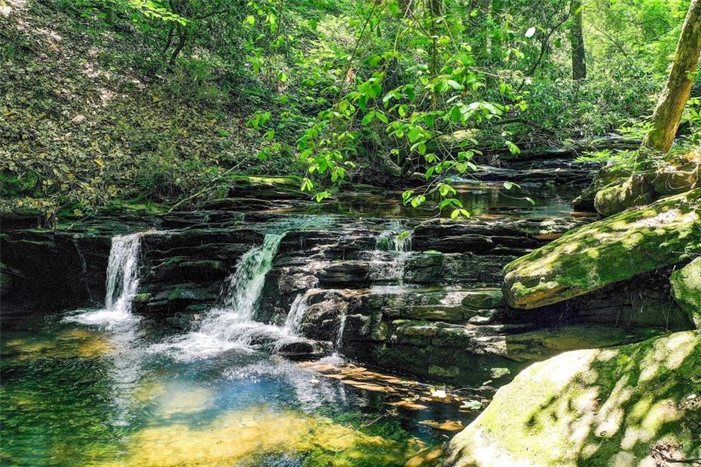 450 Heritage Way, Sandy Springs, Georgia 30328, 3 Bedrooms Bedrooms, ,2 BathroomsBathrooms,Residential,Sold,450 Heritage Way,7270604