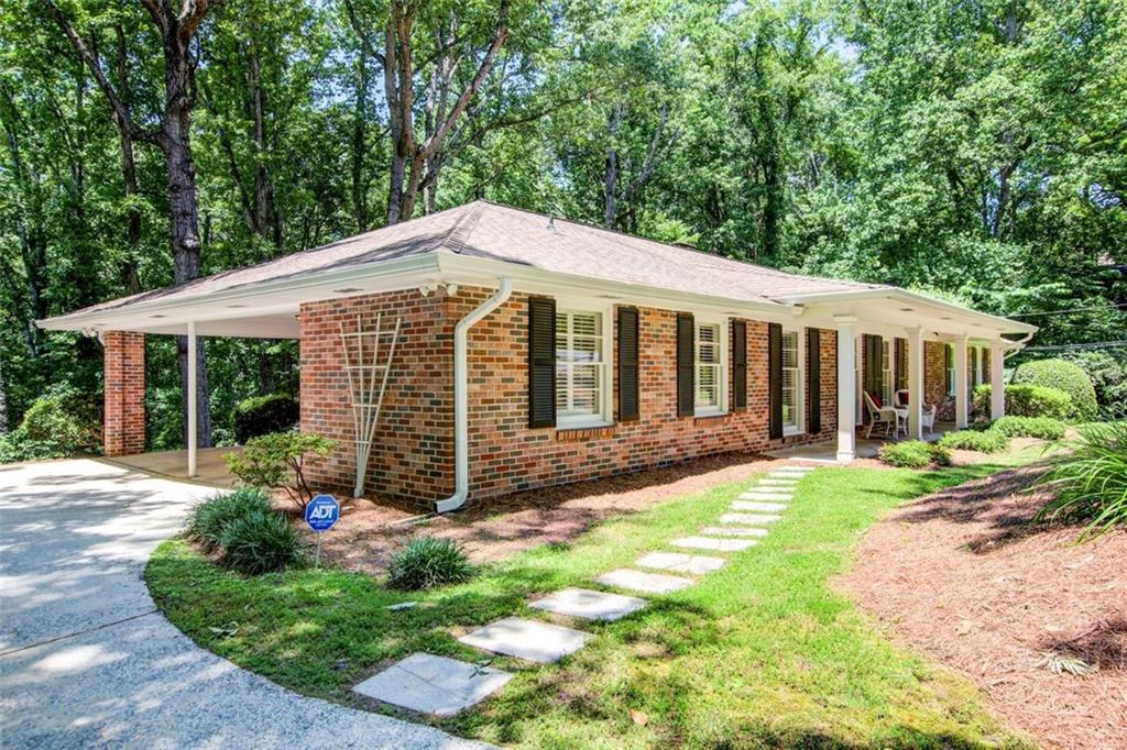 450 Heritage Way, Sandy Springs, Georgia 30328, 3 Bedrooms Bedrooms, ,2 BathroomsBathrooms,Residential,Sold,450 Heritage Way,7270604